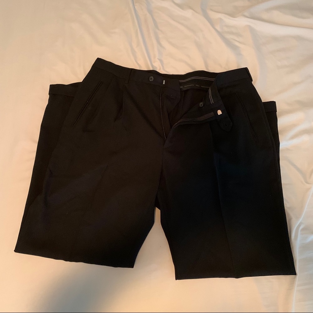 Black Haggar Men’s Dress Pants